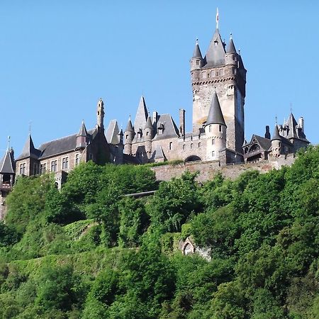 فندق Haus Burgfrieden كوتشيم المظهر الخارجي الصورة